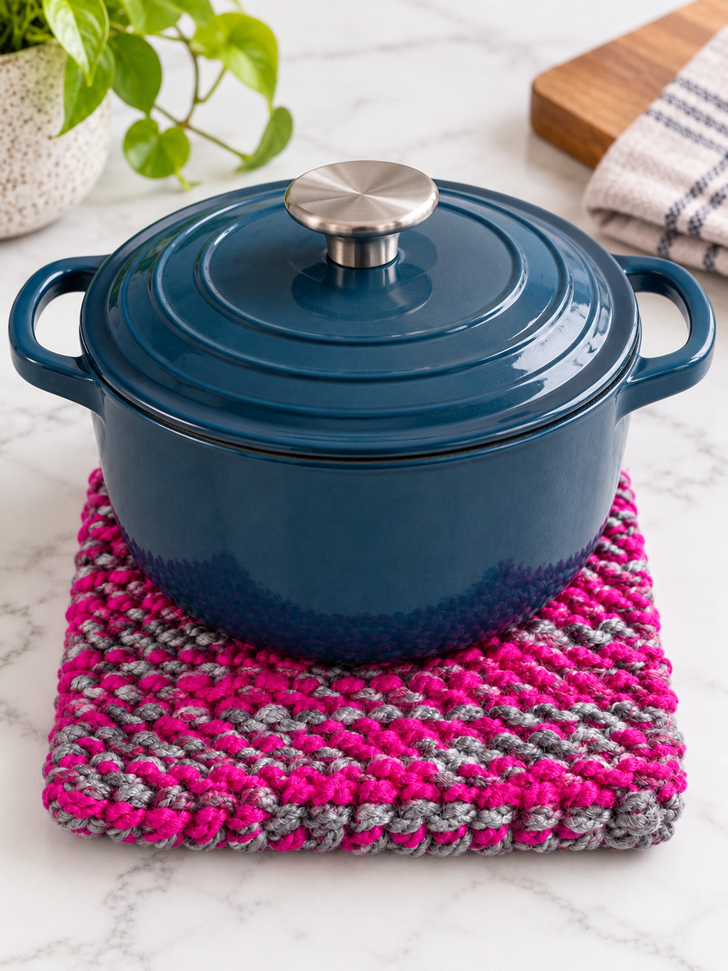 PINK & GREY HAND KNITTED TRIVET/POT STAND
