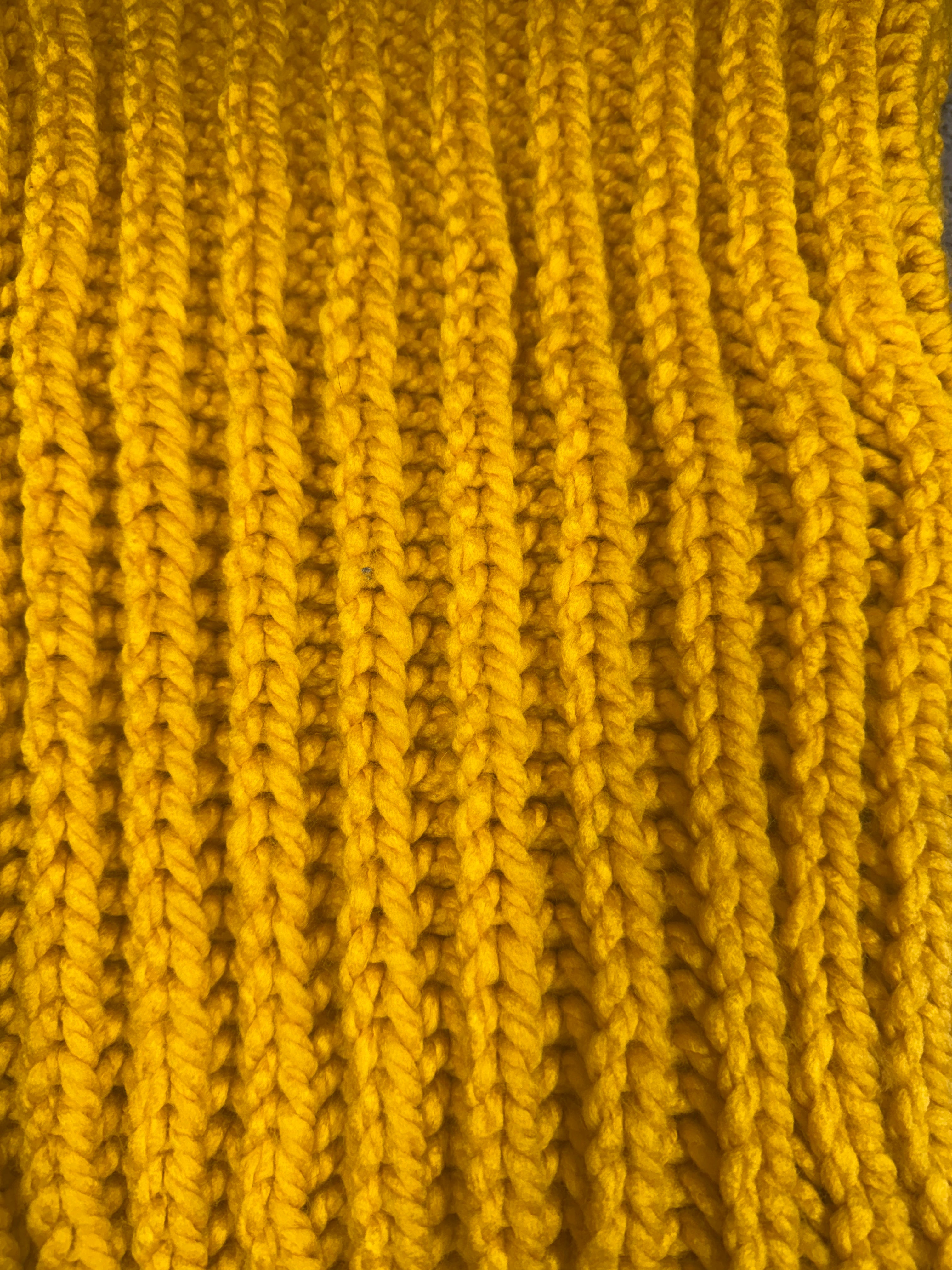 Hand knitted Yellow & Grey chunky rib pattern scarf